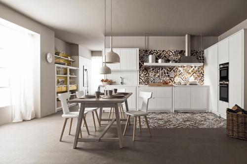 Scandola - cucina Maestrale in legno bianco con tavolo